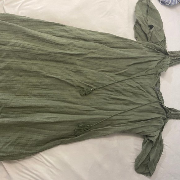 Green Aerie Dress - Picture 3 of 4